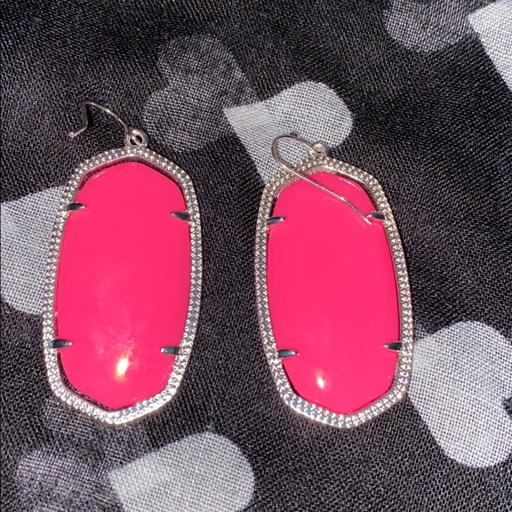 Pink Spring Vibes Earrings - Picture 3 of 6